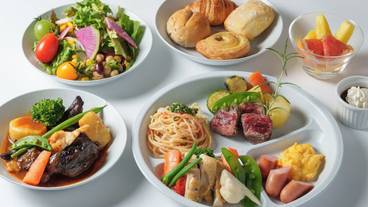 朝食ビュッフェ / 24