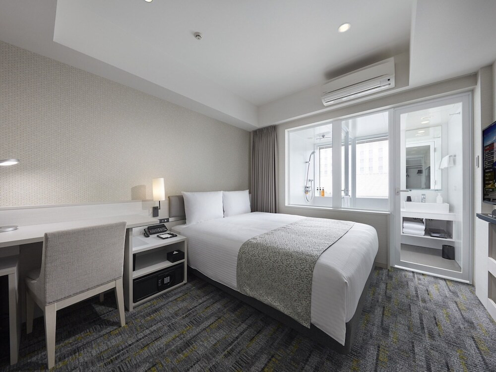 モデレートクイーン デスク付き