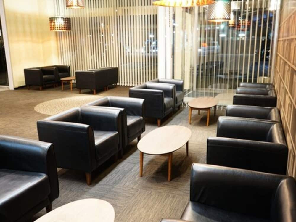 ロビーラウンジ