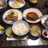 湯泉荘（ユセンソウ）