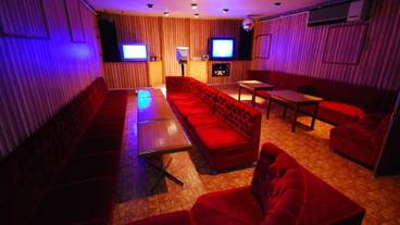 カラオケ ルーム / 18