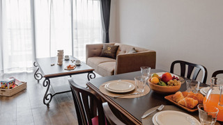 [上層階] ロイヤルスイートコンド 禁煙