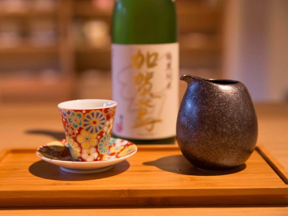 ラウンジ／日本酒バー①