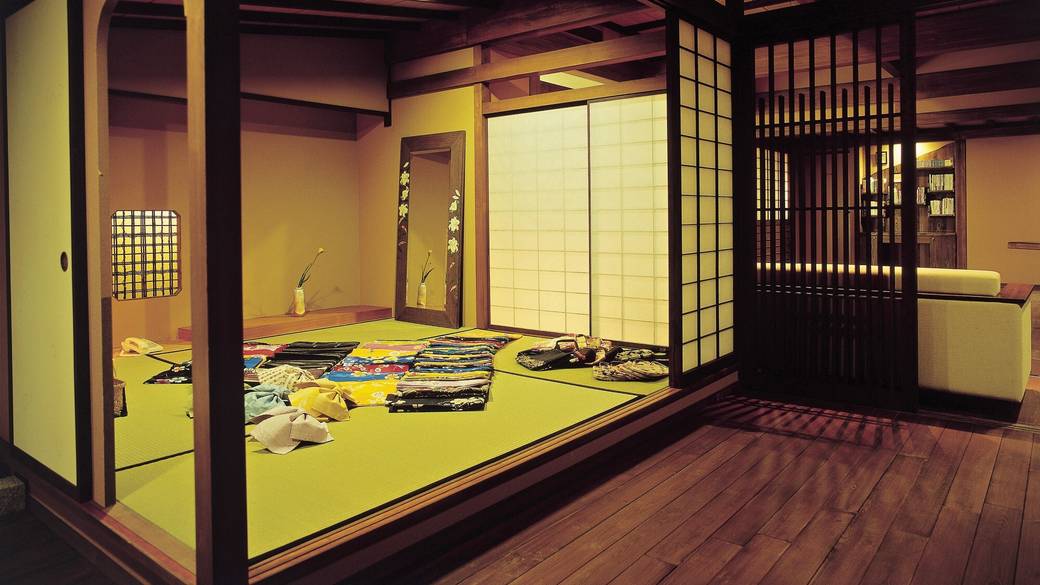 色浴衣 / 4