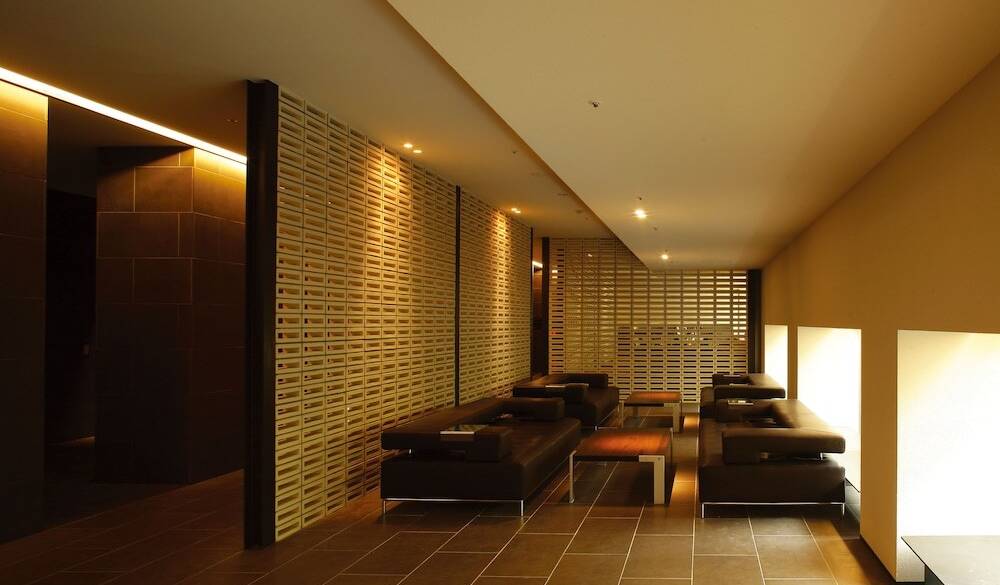 ホテルのロビーフロア / 2