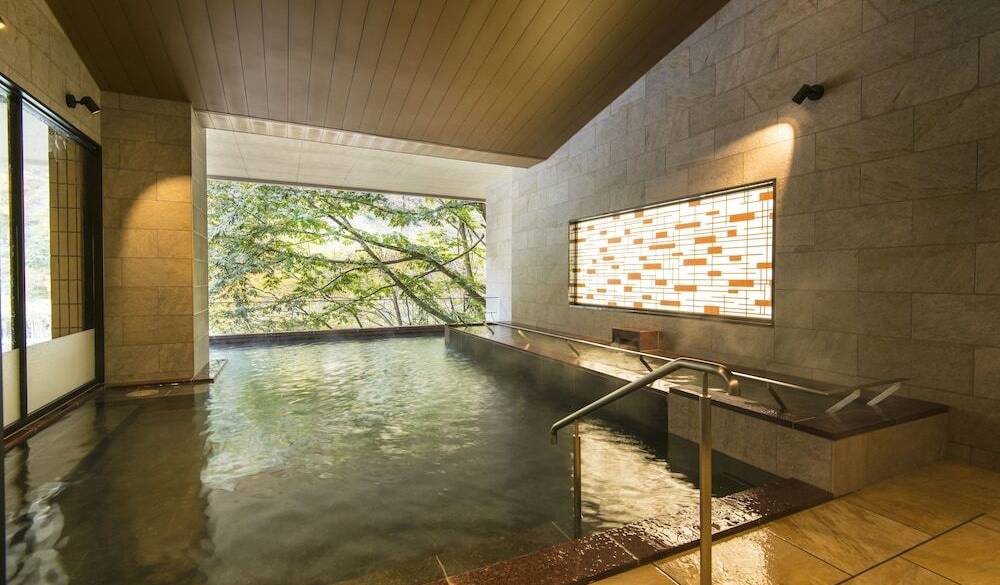 大浴場 大黒部 露天風呂 / 1