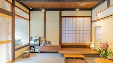 ロビー応接スペース / 4