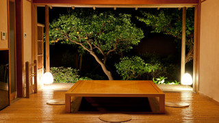 [106]露天風呂付き客室/本間10畳+掘りごたつ式次の間(禁煙):部屋食