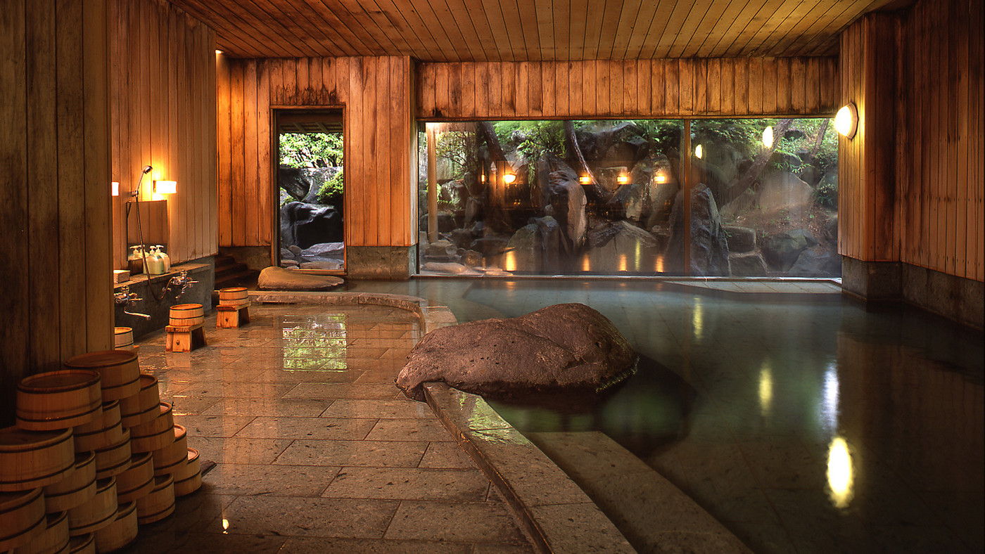 160年余りの歴史を持つ、諏訪湖畔に佇む宿4023276