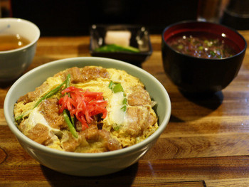 「おでん三吉」 料理 12088305 油麩丼