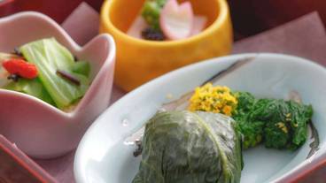 食事・飲み物 / 11