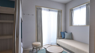 スーペリア スタジオ