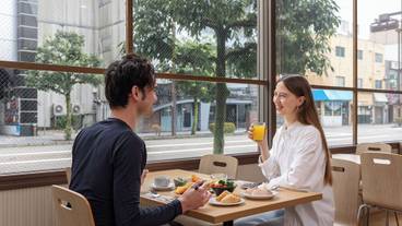 朝食スペース / 8