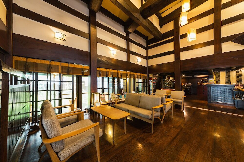 ロビー応接スペース