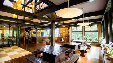 ロビー応接スペース / 5