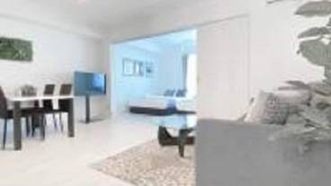 客室内のダイニングエリア / 35