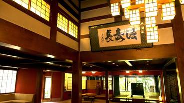 施設内の設備 / 13