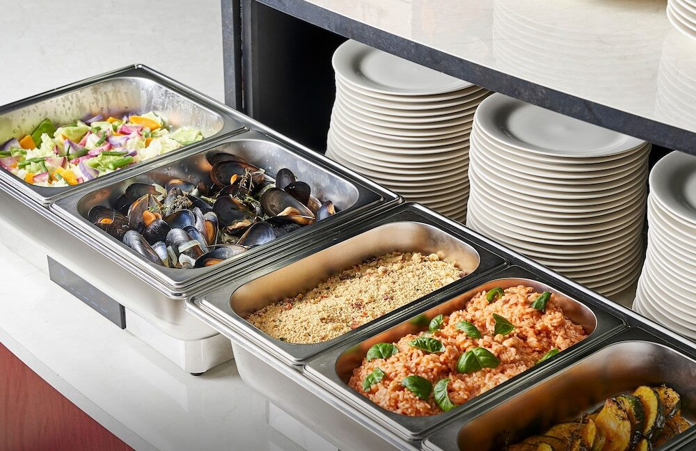 朝食ビュッフェ