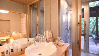 「途」「巌」和洋室14帖+庭園デッキ＋温泉露天風呂