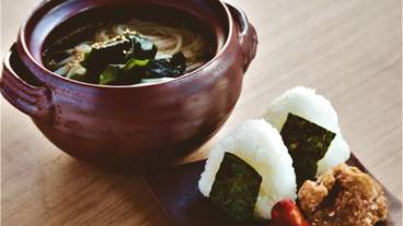 食事・飲み物 / 1