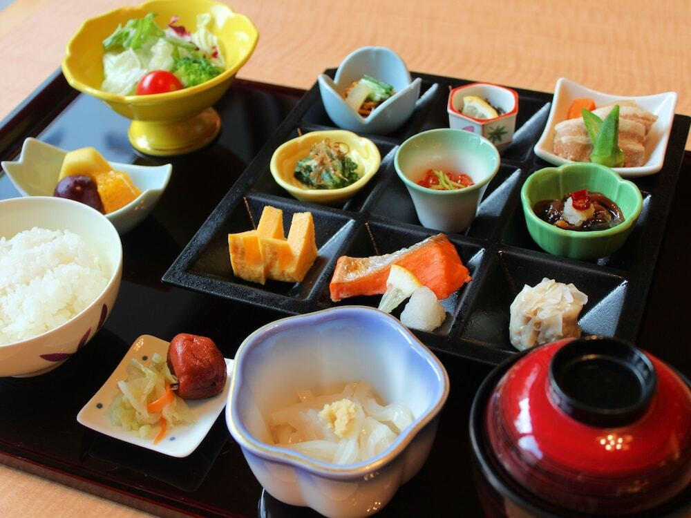 四季の恵みや庭園露天風呂に癒される4238021