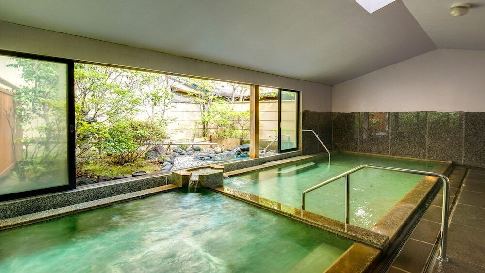 大浴場男湯「岩の湯」