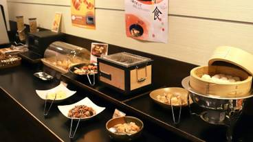 朝食ビュッフェ / 4