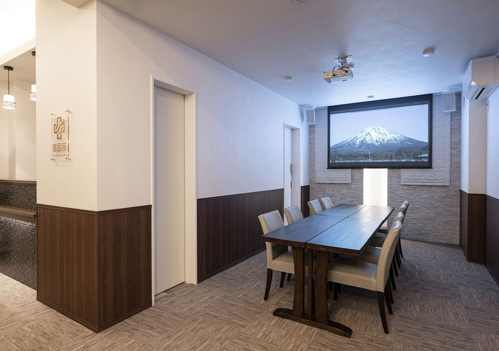 ロビー応接スペース