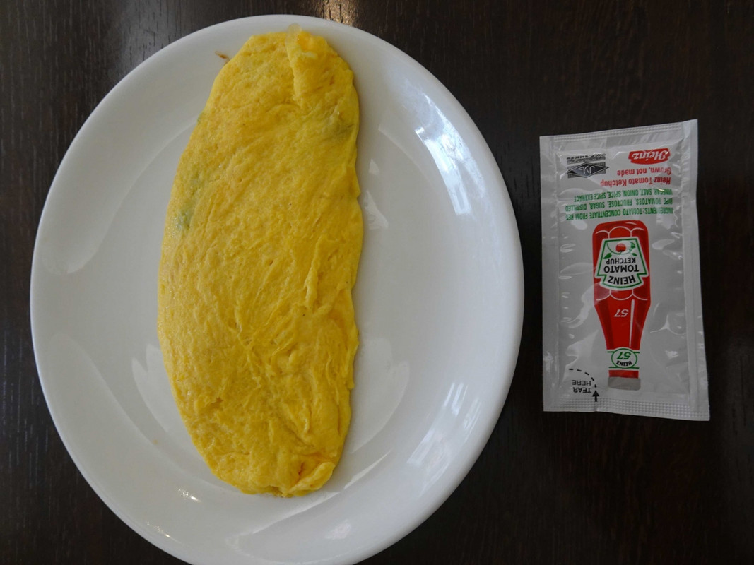 熱々のオムレツ