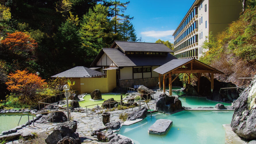 温泉好きな両親もきっと満足してくれる、8つの湯船で湯巡り3380591