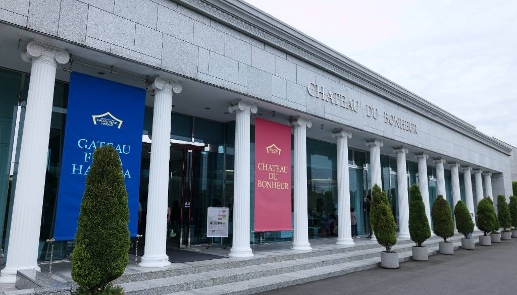 工場見学からスタート！
群馬本店のラスク工場へ
 / 4