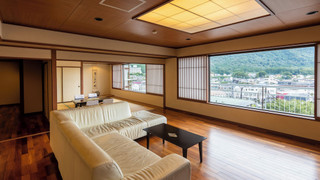 Mikazuki CLUB9 すその 禁煙