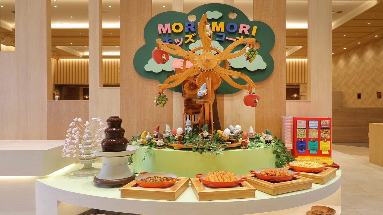 渓流リゾートの新感覚レストランでパーティのような朝食ビュッフェ4021559