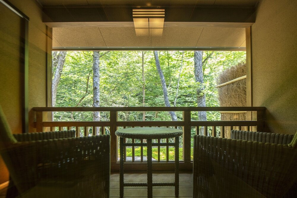 離れ デラックスツイン