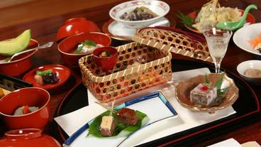 食事・飲み物 / 2