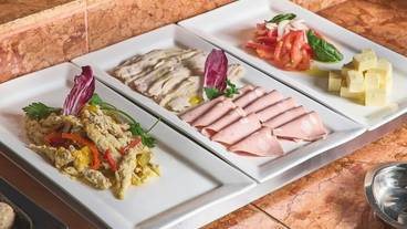 朝食ビュッフェ / 8