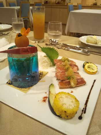 ディナーも愛するワンちゃんと一緒♡ドッグファーストのホテル3924814