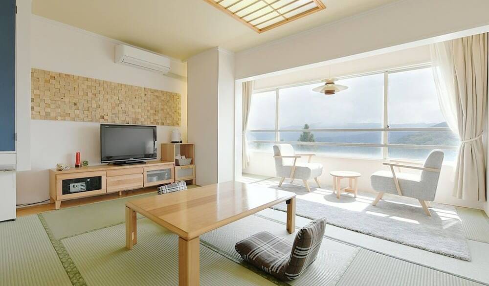 芦ノ湖ビュー眺望和室 / 2