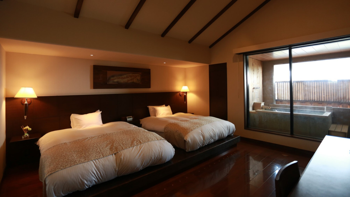 特別な日の贅沢旅にピッタリ！温泉に美食にサービスに、充実ステイが叶う4061235