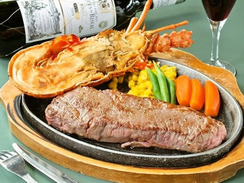 「ドラゴンワールド」料理 1016529 ステーキ