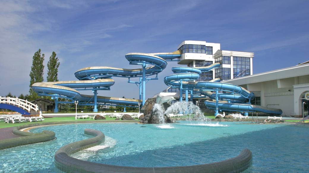 屋外ジャンボプール / 1