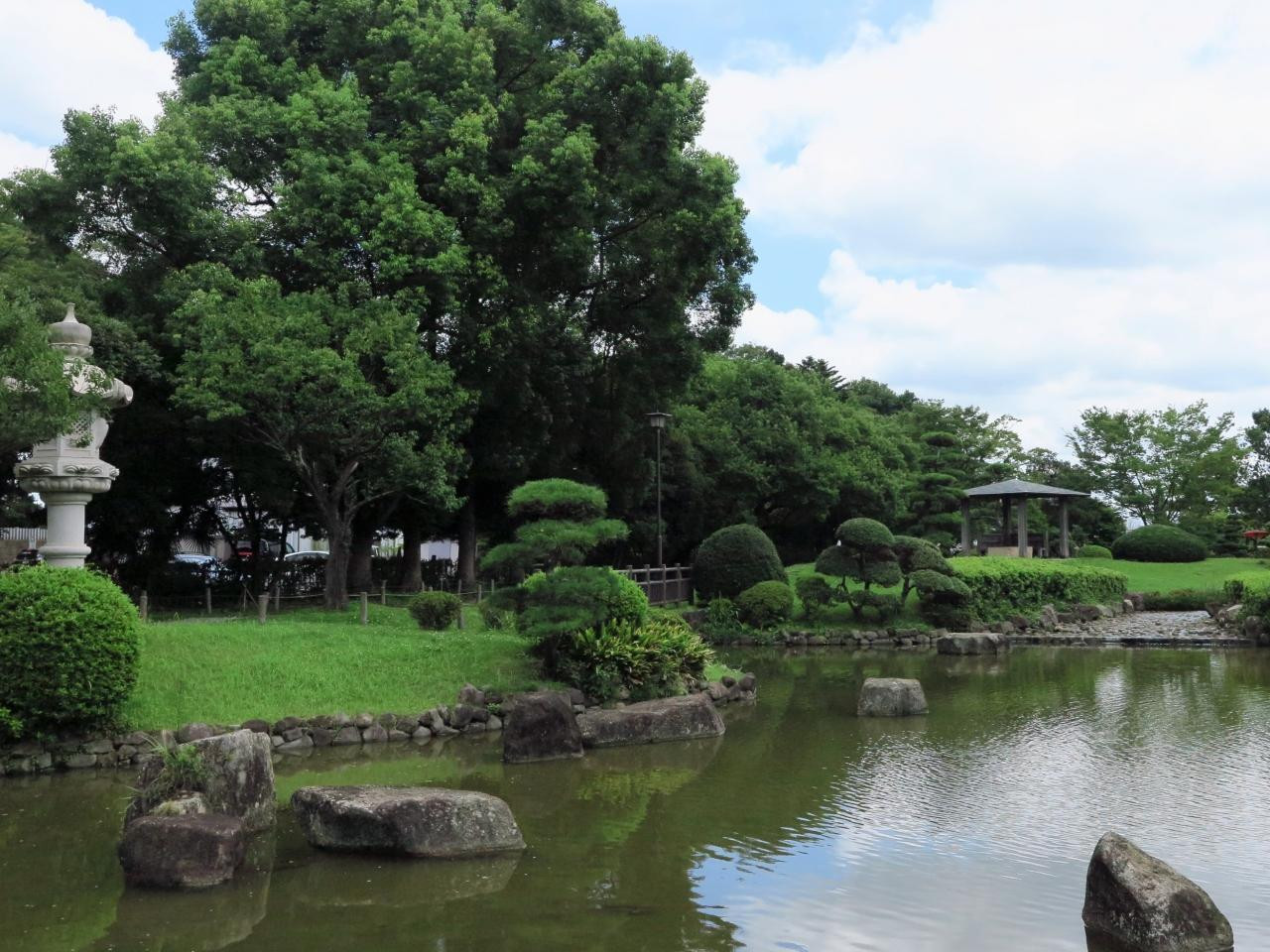 日本庭園と柏泉亭948051