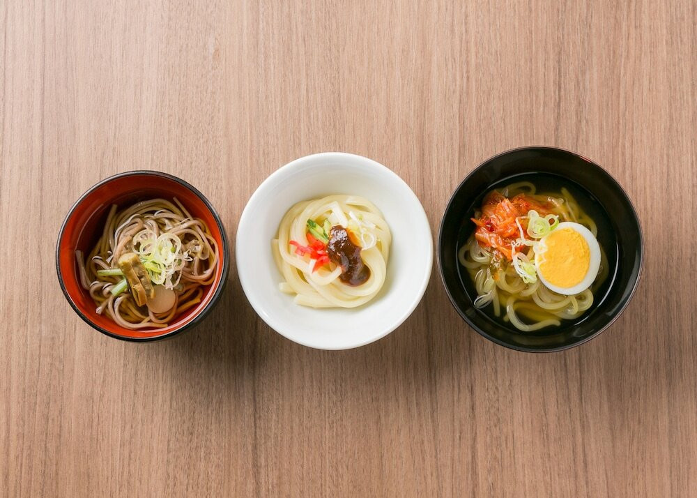 朝食