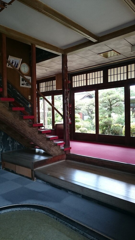 内部エントランス