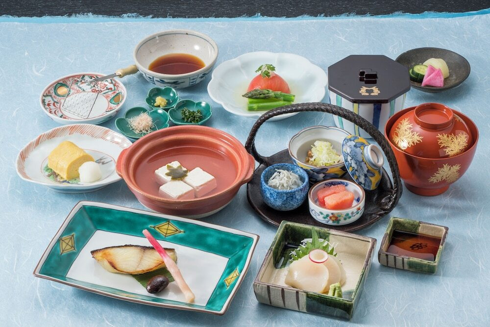 朝食