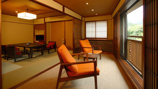 [共用バスルーム] せせらぎの間 (飛鳥 嵐山) 貸切温泉30分付き 夕朝部屋食 禁煙