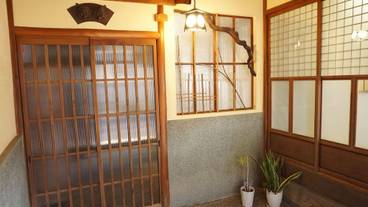 施設の入り口 / 34