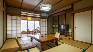 眺望のよい　和室8畳~18畳 (付近にレストラン無し, チェックイン午後6時まで)