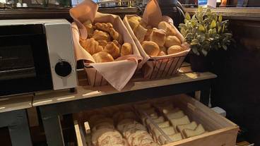 朝食ビュッフェ / 11