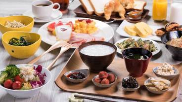 食事・飲み物 / 3